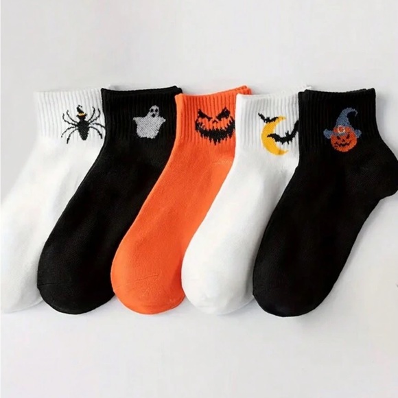 Accessories - Women’s NIP Halloween Themed Ankle Socks - 5 Pack